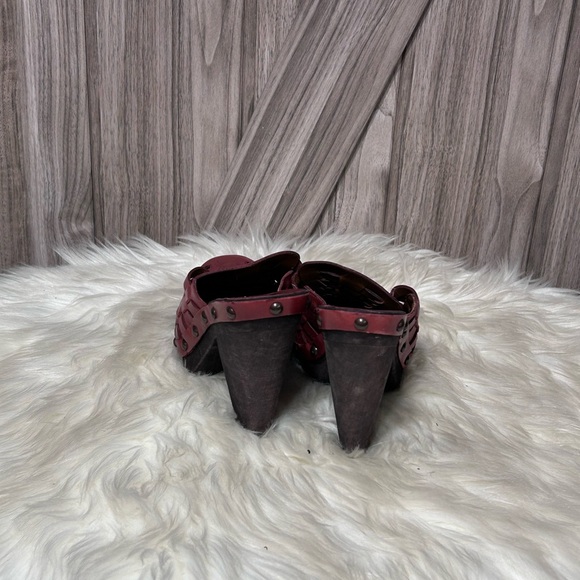 Nine West Red Leather Woven Mules-7.5 - Picture 4 of 6
